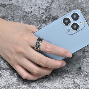 แหวนเหล็กไทเทเนียมลายเซลติกวูล์ฟน็อตสีดำ เครื่องประดับงานแต่งงานสำหรับผู้ชาย สวมใส่ได้ทุกวัน - Product Image 3