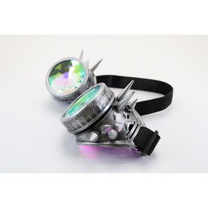 Steampunk <span class=keywords><strong>Cyberpunk</strong></span> Style Corbeau Lunettes à pointes Lunettes de fête pour <span class=keywords><strong>Cosplay</strong></span> Burning Man Accessoire parfait pour les événements à thème - Product Image 2