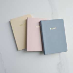 Diario de Viaje Portátil Personalizado Multicolor A6, Cuaderno de Escritura de Negocios con Páginas Rayadas Anchas y Cubierta de Cuero Suave para Estudiantes - Product Image 3