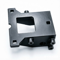 Support de châssis automobile moulé de précision OEM, cadre de montage pour machines agricoles, quincaillerie noire revêtue