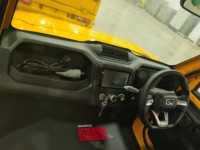 Mini pick-up électrique 72V, carrosserie compacte de 3475 mm, cabine en acier deux places, capacité de charge de 500 kg, pour l'entretien des jardins et des campus