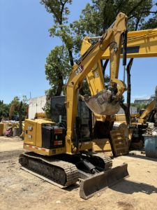รถขุดตีนตะขาบขนาดเล็ก CAT 306 มือสอง ยี่ห้อ Caterpillar 6 ตัน ระบบไฮดรอลิก เครื่องยนต์ CAT แท้ ขาย - Product Image 3
