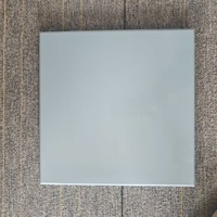 Placa de Techo de Aluminio Microporoso Integrada de 600*600 con Perforaciones Completas para Sala de Estar, Material para Techo Plano
