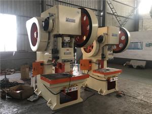 Prensa Mecánica Manual de Placas Pequeña J23 de <span class=keywords><strong>16</strong></span> Toneladas, Máquina de Estampado de Orificios en Láminas de Acero Metálico - Product Image 4