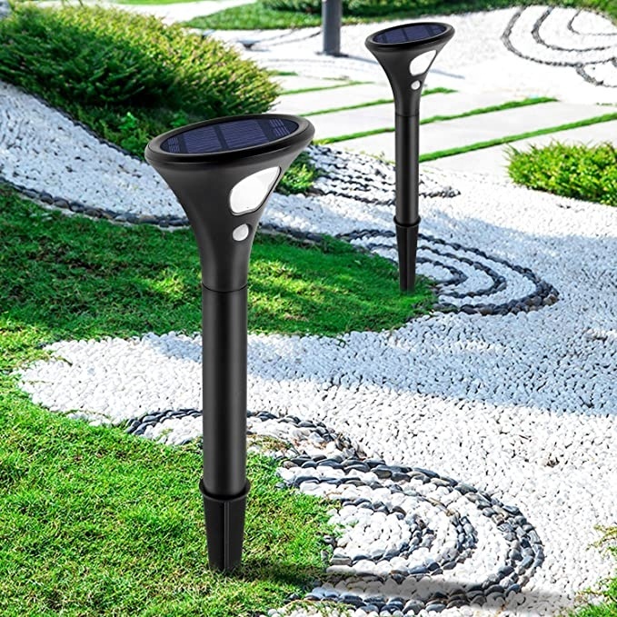 IP65 Outdoor Waterproof RGB 5W Landscape Garden LED Spike Light Solar Super Bright