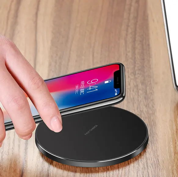 Free shipping mobile phone universal wireless charging pad qi 10w fast smart wireless charger