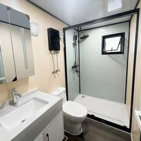Kits de maisons conteneurs modernes détachables de 20 et 40 pieds, à deux chambres, pour bar à domicile et bureau, maison portable à 2 étages