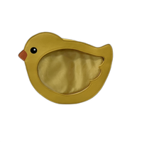 Yajie usine logo personnalisé PVC Transparent fenêtre femmes fermeture éclair broche affichage poulet forme Ita messager bandoulière sac à bandoulière