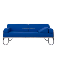 Canapé en tissu bleu Klein vintage Bauhaus, canapé droit trois places de style mid-century pour petits espaces et salles de réception