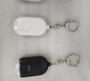 Alarma de Defensa <span class=keywords><strong>Personal</strong></span> con Llavero, Tuya Smart, Sonido Fuerte, USB, Seguridad <span class=keywords><strong>Personal</strong></span>, ABS, Largo Alcance, GPS, Alarma de Pánico - Product Image 4