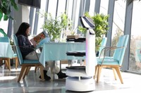 Robot de livraison de repas intelligent pour restaurants commerciaux, robot serveur, robot de service alimentaire, robot de livraison autonome pour hôtel