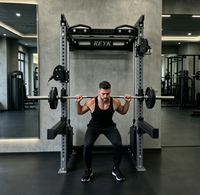 Équipement de musculation multifonctionnel en acier, rack de musculation fonctionnel mural avec système de câbles croisés pour l'entraînement de la force des squats, des épaules et des jambes