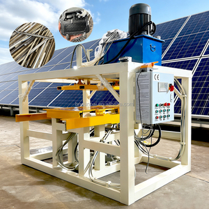 Ligne de production de machines de recyclage de panneaux solaires à technologie avancée, pour le démontage des cadres de boîtes de câbles - Product Image 1