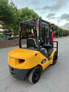 Chariot élévateur diesel d'occasion de 3 tonnes Komatsu FD30 du Japon d'origine Offre Spéciale en bon état - Product Image 3