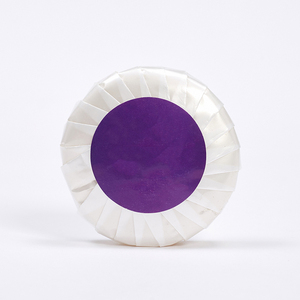 Savon d'hôtel de luxe avec logo personnalisé <span class=keywords><strong>pour</strong></span> le bain des clients de l'hôtel Savon jetable de mini taille 15g 25g 30g SPA Savon de voyage pas cher - Product Image 1