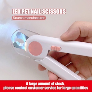 Cortauñas para Mascotas de Acero Inoxidable y Plástico Ecológico de Alta Calidad para Perros y Gatos con Luz LED - Product Image 4