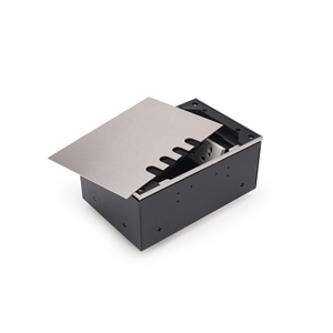 Boîte de prise électrique pour sol en béton et surélevé avec plaque de couverture en acier inoxydable brossé - Product Image 3