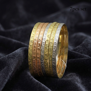 Brazaletes Chapados en Oro de 3 Tonos al por Mayor, Brazaletes de Moda, Brazaletes de Latón Chapados en Varios Tonos, Joyería de Brazaletes de 3 Tonos, Brazaletes Tricolor - Product Image 5