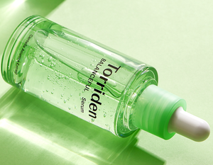Suero Equilibrante Cica con Extracto de Centella Asiática y Ácido Hialurónico, Hidratante Facial para Todo Tipo de Piel, Sin Fragancia - Product Image 3