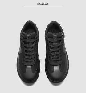 Chaussures décontractées sportives tendance 2025 pour hommes et femmes, respirantes, à lacets, antidérapantes, couleur unie, simples - Product Image 1