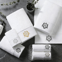 Ensemble de serviettes d'hôtel de luxe, 100% coton satiné, logo brodé personnalisé, serviettes de bain légères pour hôtels 5 étoiles et spas
