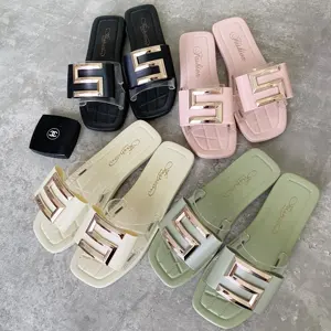 Wanita Bergaya Elegan Slip Bling Polos Baru Asia Warna-warni Cukup Saham Indah Sandal Grosir