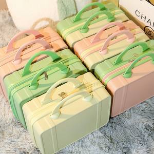 Sac à main en plastique haut de gamme modèle 2025, 14 pouces, mini-valise de rangement, boîte <span class=keywords><strong>cadeau</strong></span> maquillage souvenir, fermeture éclair, étanche, léger, vente en gros - Product Image 3