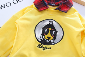 Venta al por Mayor de Ropa para Niños, Pantalones Vaqueros, Suéter Amarillo con Estampado de Perro, Conjunto de Otoño - Product Image 2