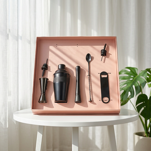 Coffret cadeau de shaker à cocktails et d'accessoires de bar dans une boîte cadeau avec guide de recettes, kit de bar noir mat, boîte noire - Product Image 3