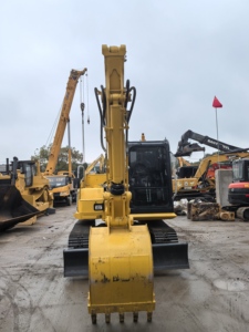 Excavatrice hydraulique sur chenilles Komatsu PC70-8 d'occasion, modèle 2024, 6,5 tonnes, composants essentiels du moteur, godet de 0,32 m, puissance de 48,5 kW, testée - Product Image 3