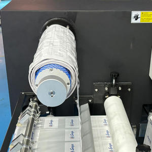 Máquina troqueladora y cortadora rotativa de etiquetas, acabadora digital de etiquetas rollo a rollo de alta productividad 3m/min con motor PLC VR30X Pro - Product Image 6
