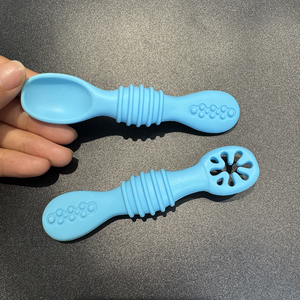 Nueva Cuchara de Silicona para Bebés, Ecológica, Libre de BPA, para la Primera Etapa de Alimentación, No Tóxica, Resistente al Calor, Cuchara de Entrenamiento - Product Image 3