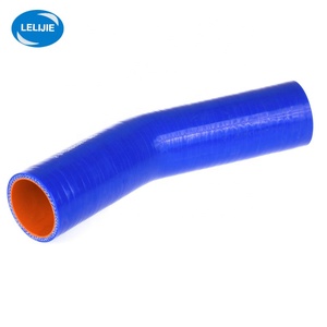 Tubo in Silicone per radiatore ZIL-130 inferiore lungo 130-1303025-A2 - Product Image 2