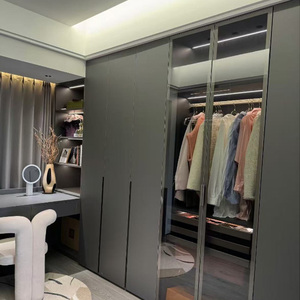 ตู้เสื้อผ้าไม้เนื้อแข็งสำหรับบ้านห้องนอนเช่าไฟหรูหราประตูกระจกหนาตู้เสื้อผ้าออกแบบได้ตามต้องการ - Product Image 3