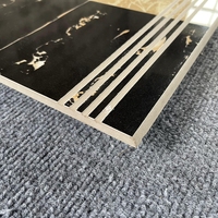 Carreaux de marche d'escalier en marbre poli antidérapant beige et noir veiné or 470x1200mm pour escaliers de villa, fabriqués en Chine