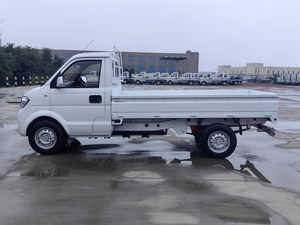 Camionnette légère Dfsk C31/C32 pas chère, mini-camion de fret électrique 4x2 neuf Euro 6 avec caméra arrière 5MT - Product Image 4
