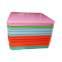 Accessoires de terrain de jeu pour l'intérieur Pièces détachées pour piscine à balles Plate-forme en bois éponge carrée en liège pour enfants