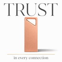 Flashdisk Rose Gold USB 2.0, Pen Drive Logam Paduan Seng, Memory Stick Kecepatan Tinggi, Desain Gantungan Kunci Segitiga