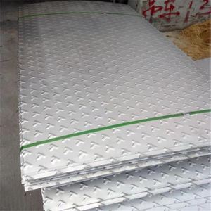 Lamiera Decorativa Antiscivolo in Acciaio Inox 316L con Motivo a Rombi Goffrato 5mm Standard ASTM Finitura Superficiale 2B - Product Image 3