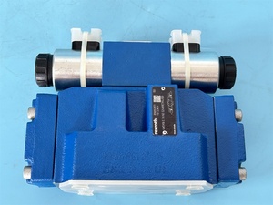 Nouveau distributeur directionnel électro-hydraulique piloté R900923971 4WEH16E7X en stock - Product Image 2