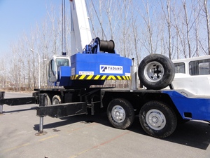 Diskon Besar-besaran!!! TADANO Mesin Derek Peralatan Berat TG-550E-3-10101, Truk Derek TADANO TG-550E 55Ton - Product Image 3