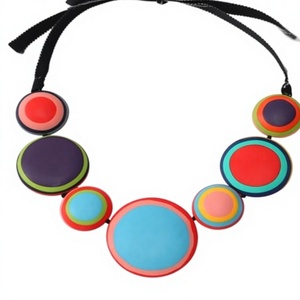 Trendy <b>Statement</b> <b>Necklace</b> Geometric Circle Resin Beads Design Unisex Party Jewelry Acrylic Lucite Colorful Design with Woman - Product Image 1