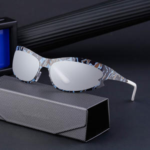 Lunettes de soleil de cyclisme œil de chat Y2K personnalisées pour femmes, verres polarisés UV400 en PC avec étui, style Instagram, lunettes de sport - Product Image 1