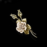 Pabrik Grosir Aksesoris Fashion Mewah Kustom Berlapis Emas Asli Paduan Kuningan Enamel Bros Bunga Kamelia 3D Floral