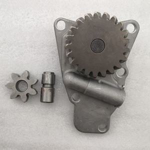 Pompe à huile pour moteur diesel 4D95, excavatrice PC60/PC78US-6, références 6207-51-1201/ 6204-51-1200/6204-51-1100 - Product Image 1