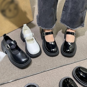 Zapato informal de verano de estilo francés para el mercado, venta al por mayor, tacones gruesos, diseño de gama alta, zapatos de tacón de moda para mujer de primavera - Product Image 1