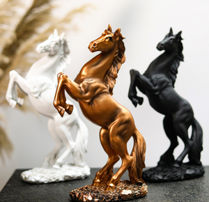 Nueva Escultura de Caballo de Resina, Resistente al Agua, Pintada, Arte Animal para Sala de Estar u Oficina - Product Image 2