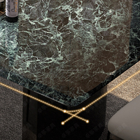 Table à manger rectangulaire de luxe en marbre vert naturel moderne, structure en bois massif, base en acier inoxydable noir, mobilier pour la maison
