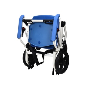 Fauteuil roulant compact pliable de douche en aluminium d'une capacité de 125kg - Product Image 4