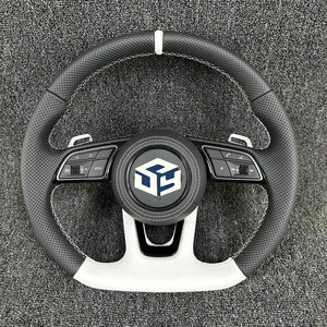 Volant de voiture en cuir et fibre de carbone, <span class=keywords><strong>prix</strong></span> de gros usine, pour <span class=keywords><strong>Audi</strong></span> A3 A4L A5 A6L A7 Q8 TT <span class=keywords><strong>R8</strong></span> - Product Image 1